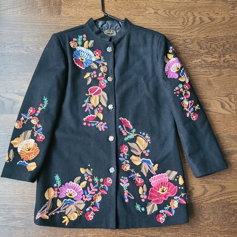 Julia Kin Embroidered Black Women's Jacket Sz.M